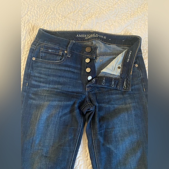 American Eagle Size 2 Women’s dark wash, button fly distressed “girlfriend” jean - Picture 2 of 9